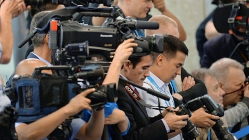 Ахборотни эркин олиш ва тарқатиш кафолатланади